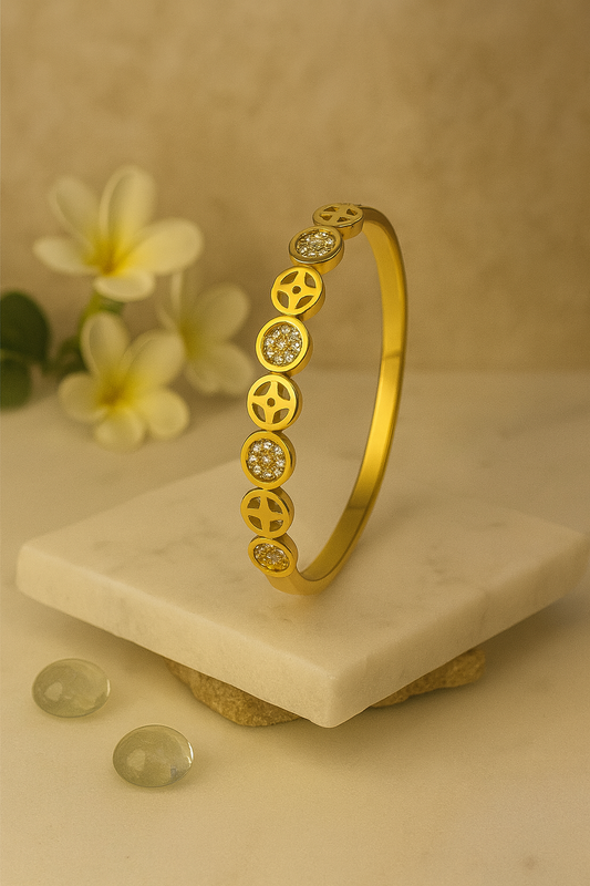 Lustrous Bracelet