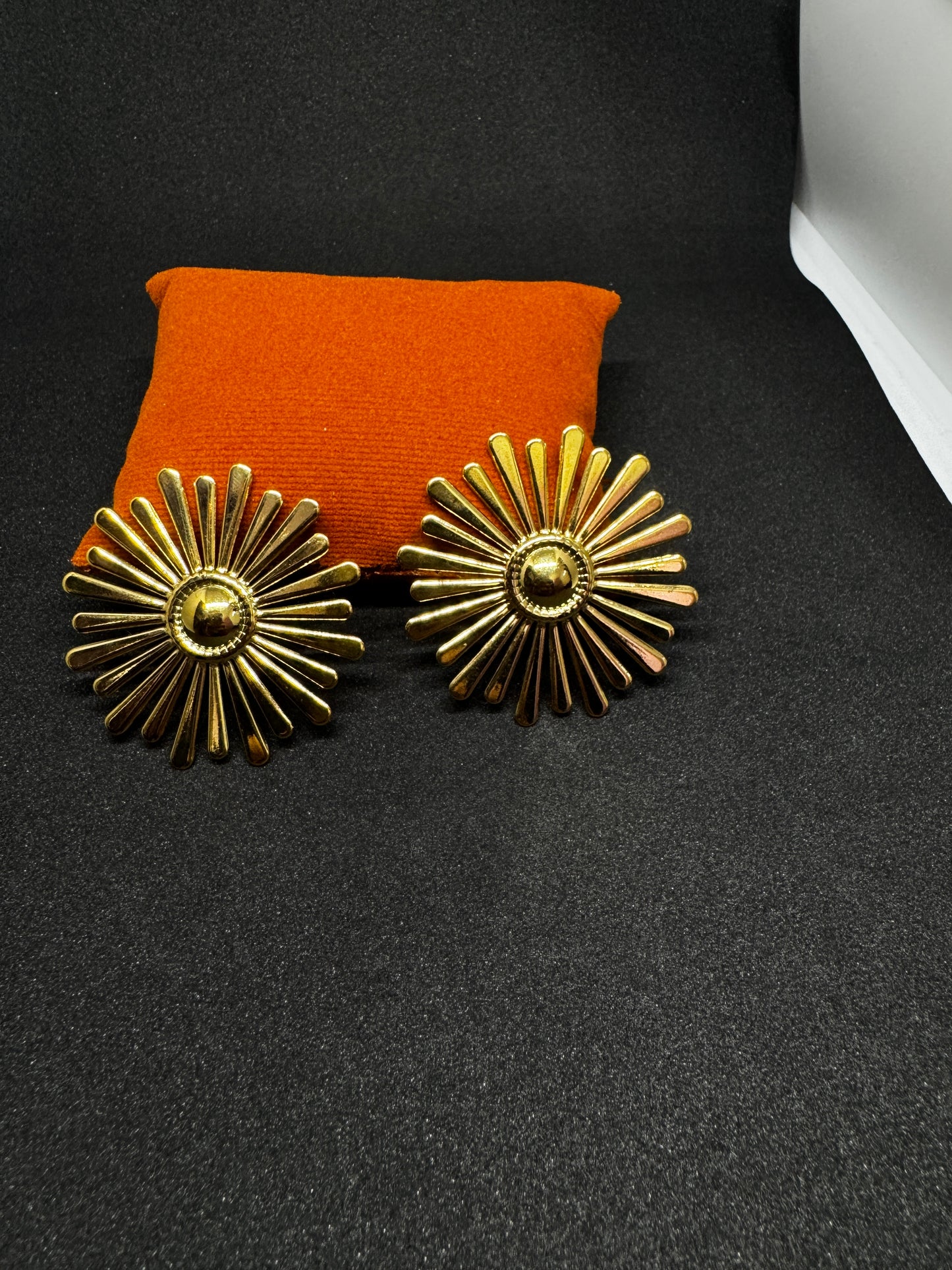 Golden Sunburst earrings