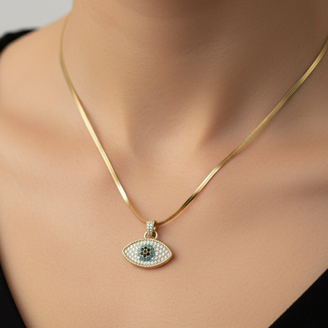 Eterna Eye Pendant