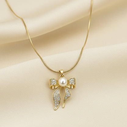 Pearl Glow Ribbon Necklace