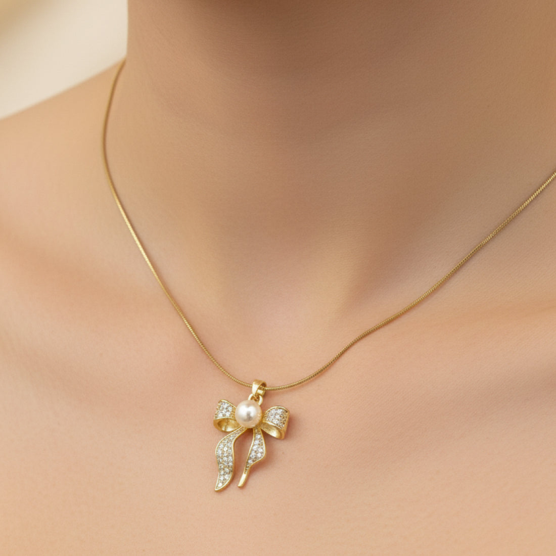 Pearl Glow Ribbon Necklace