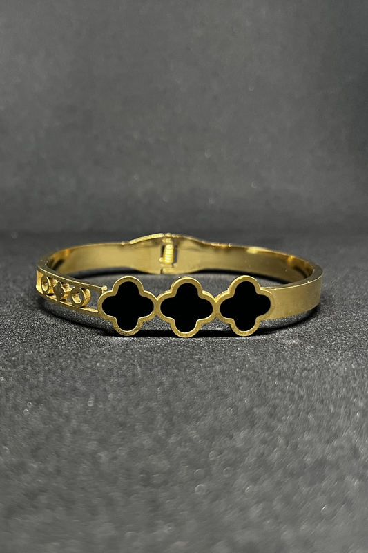 Midnight Clover bracelet