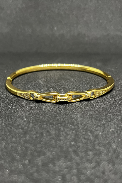 Gold link bracelet