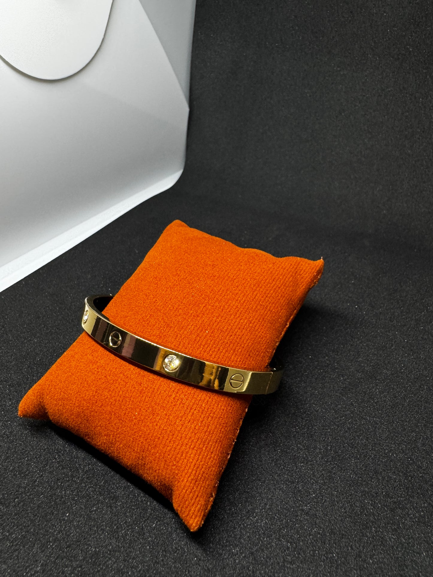 Edge Gold Cuff Bracelet