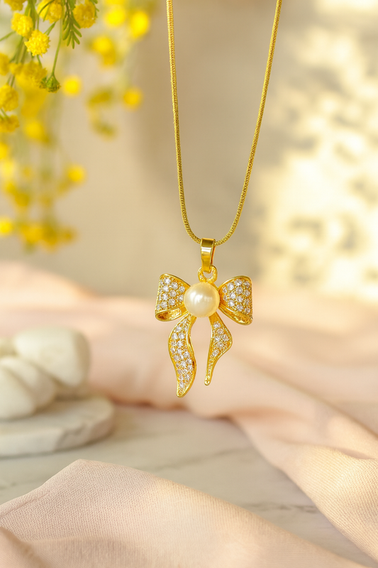 Pearl Glow Ribbon Necklace