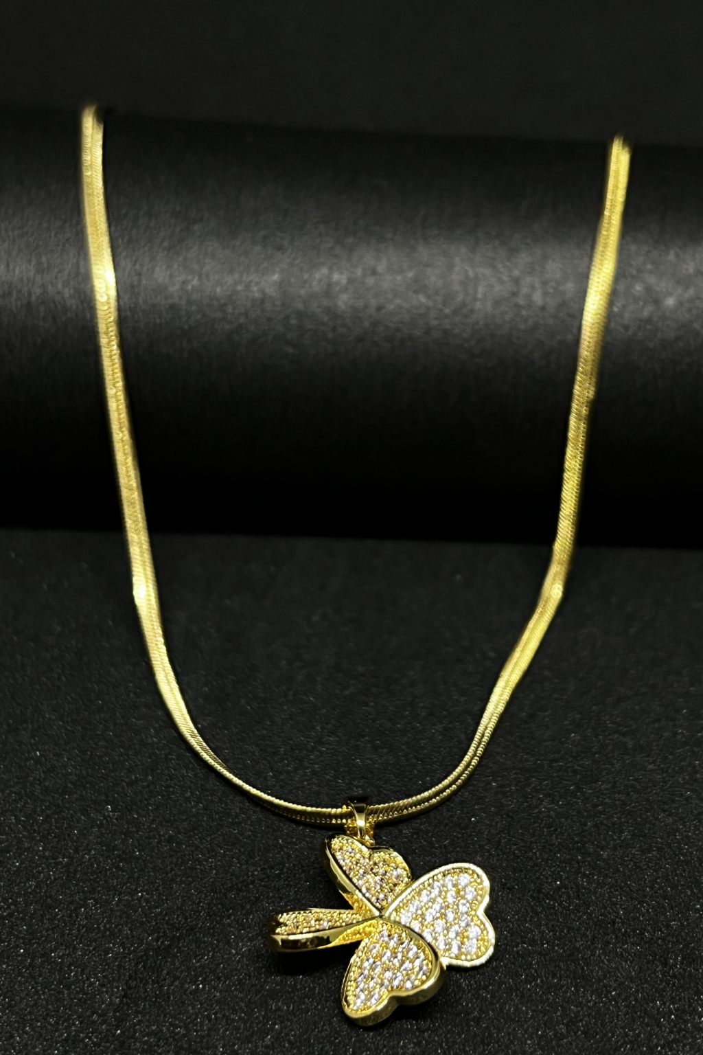 Petal Twist Charm