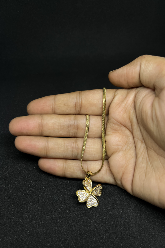 Petal Twist Charm
