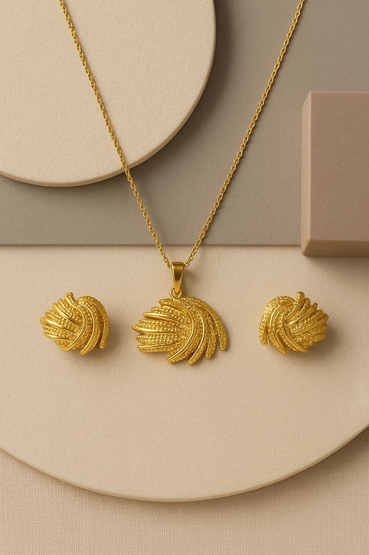 Eterna Shine Pendant & Earrings
