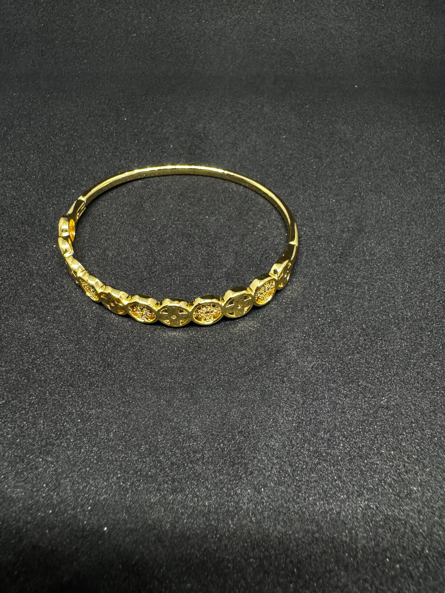 Lustrous Bracelet