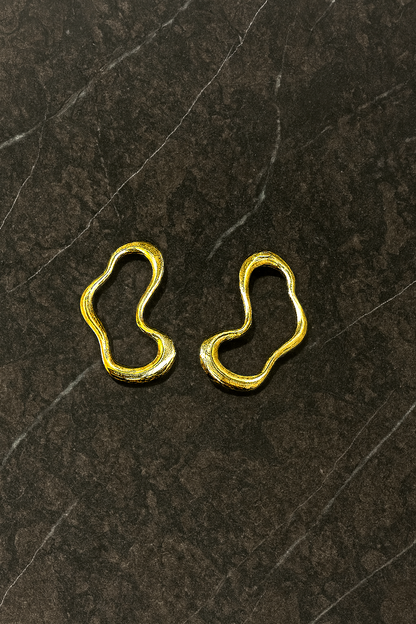 Fluid Aura Gold Earrings