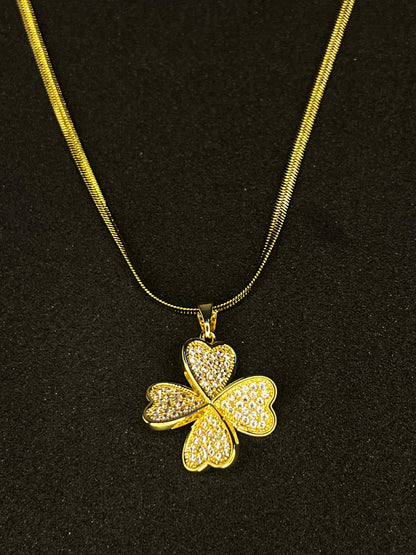 Petal Twist Charm